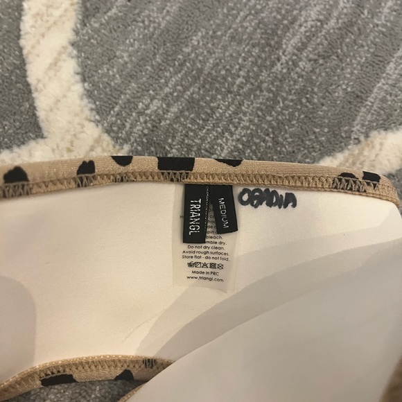 authentic triangl bikini - Picture 5 of 5